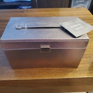 Ulta Beauty Flirty & Flawless 76 piece collection